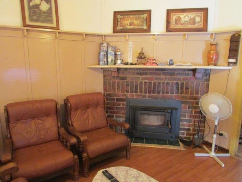 67 Devereux Street, Warracknabeal VIC 3393