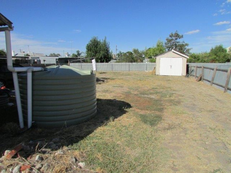 67 Devereux Street, Warracknabeal VIC 3393