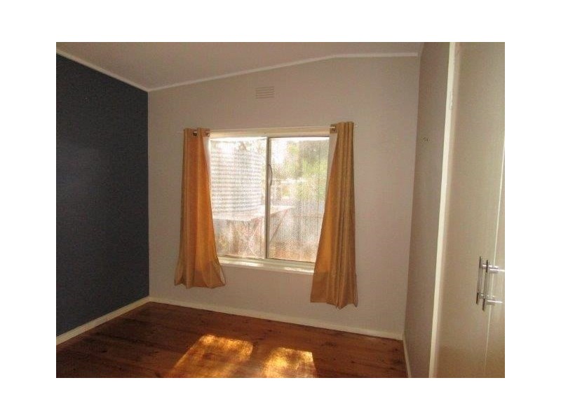 3/9 Camp Street, Donald VIC 3480