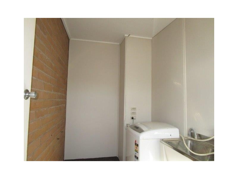 3/9 Camp Street, Donald VIC 3480