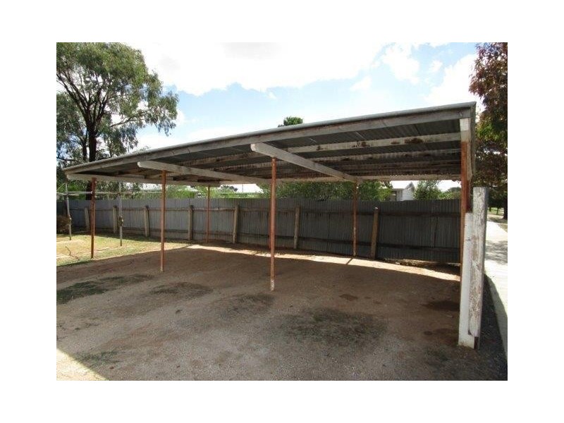 3/9 Camp Street, Donald VIC 3480