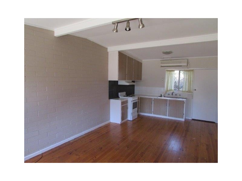 1-3/9 Camp Street, Donald VIC 3480