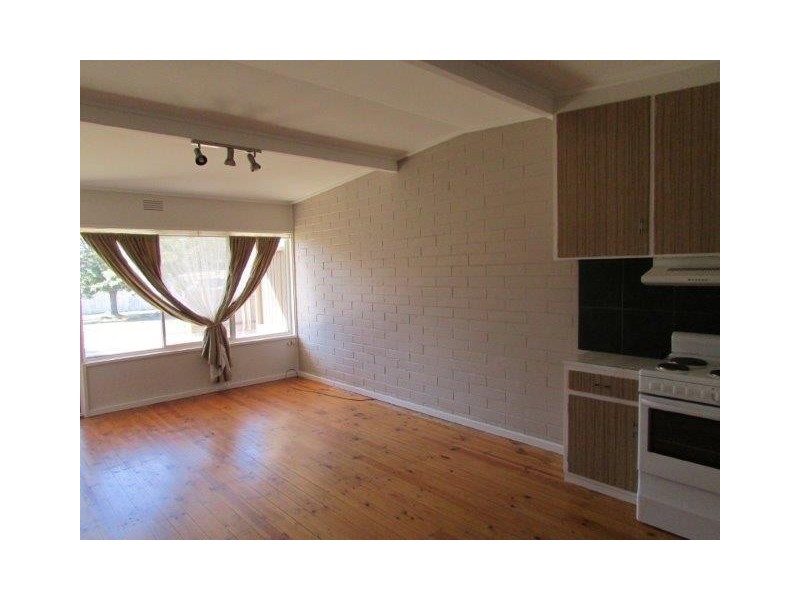 1-3/9 Camp Street, Donald VIC 3480