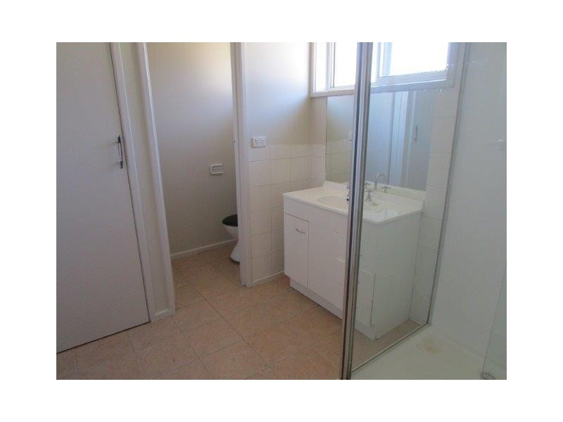 1-3/9 Camp Street, Donald VIC 3480