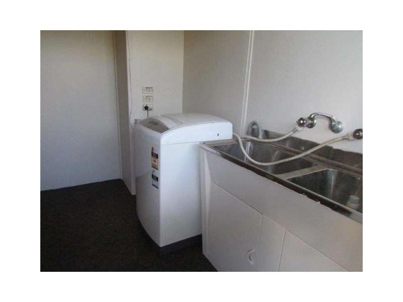 1-3/9 Camp Street, Donald VIC 3480