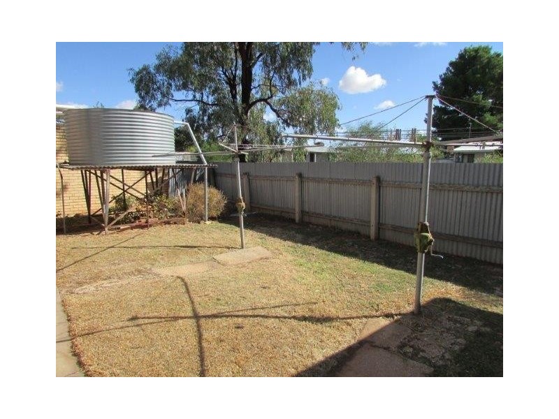 1-3/9 Camp Street, Donald VIC 3480