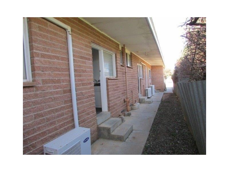 1-3/9 Camp Street, Donald VIC 3480