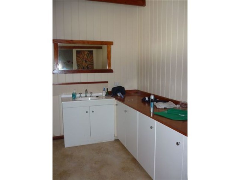 203 Woods Street, Donald VIC 3480