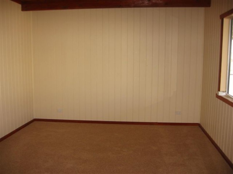 203 Woods Street, Donald VIC 3480