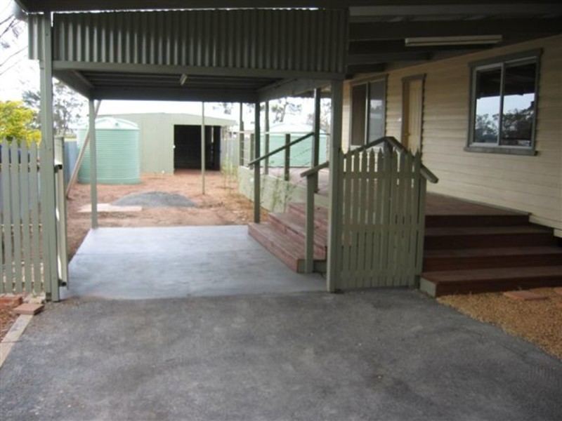 203 Woods Street, Donald VIC 3480