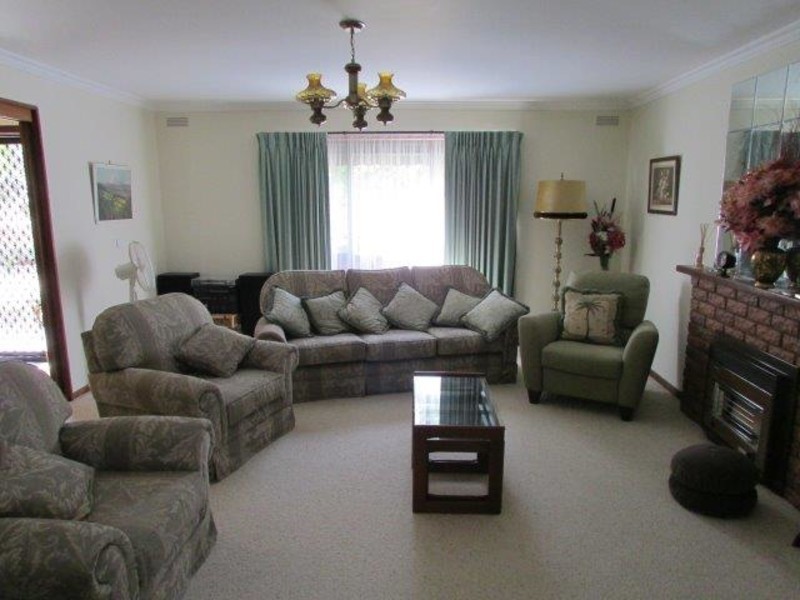 45 Gardiner Street, Warracknabeal VIC 3393