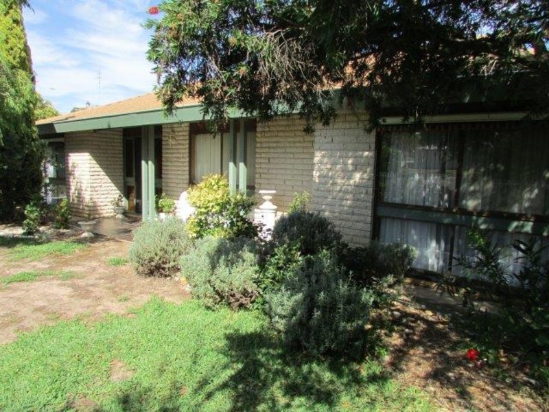 45 Gardiner Street, Warracknabeal VIC 3393