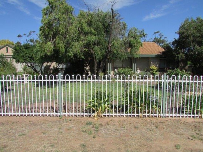 45 Gardiner Street, Warracknabeal VIC 3393