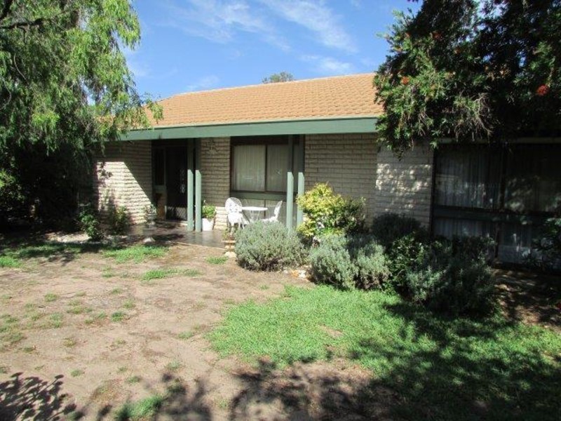 45 Gardiner Street, Warracknabeal VIC 3393