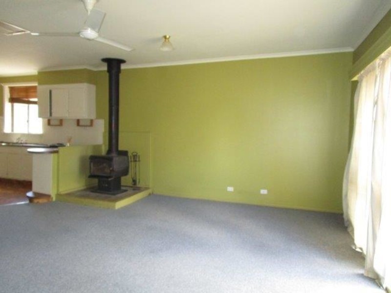 23 Napier Street, Donald VIC 3480