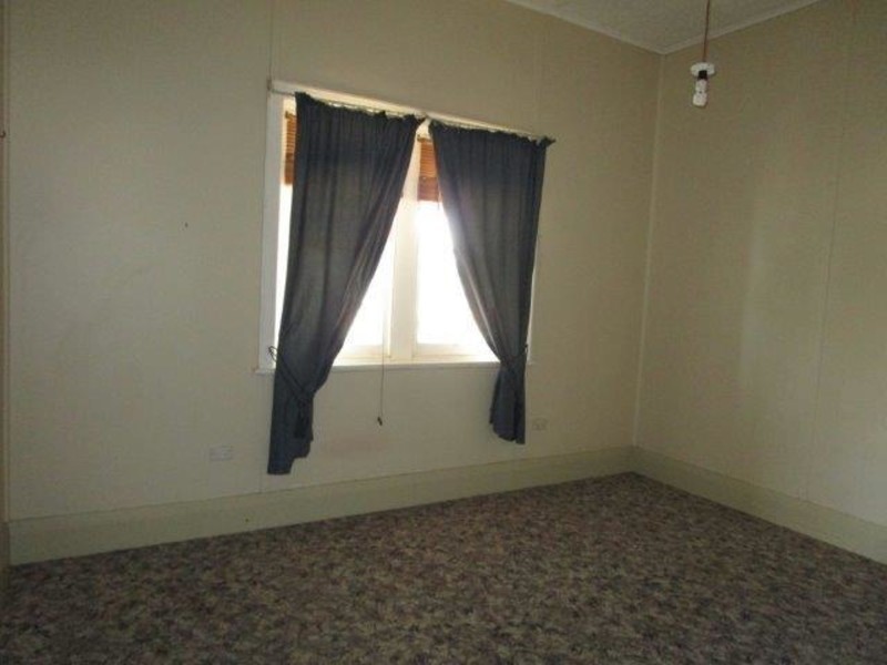 23 Napier Street, Donald VIC 3480