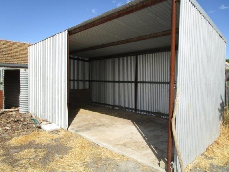 23 Napier Street, Donald VIC 3480