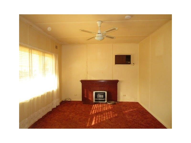 23 Elizabeth Street, Donald VIC 3480