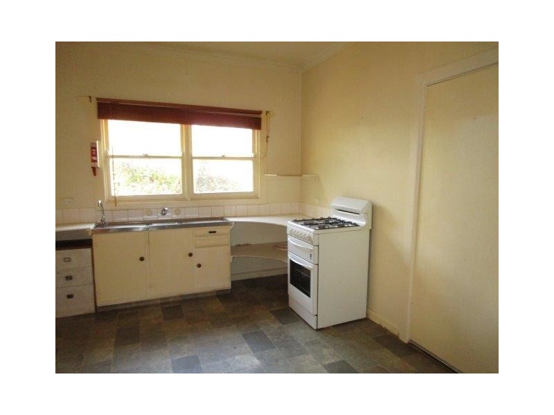 23 Elizabeth Street, Donald VIC 3480