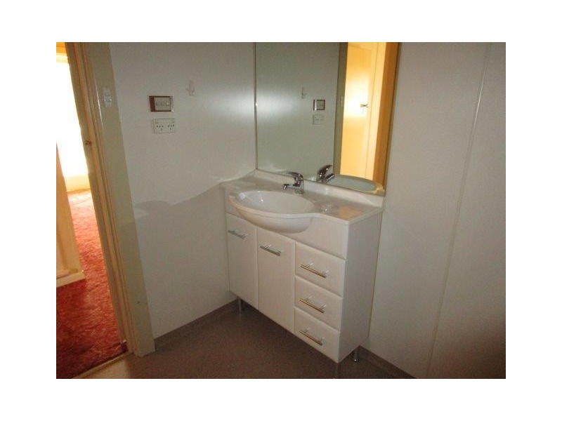 23 Elizabeth Street, Donald VIC 3480