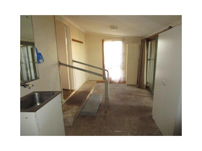 23 Elizabeth Street, Donald VIC 3480