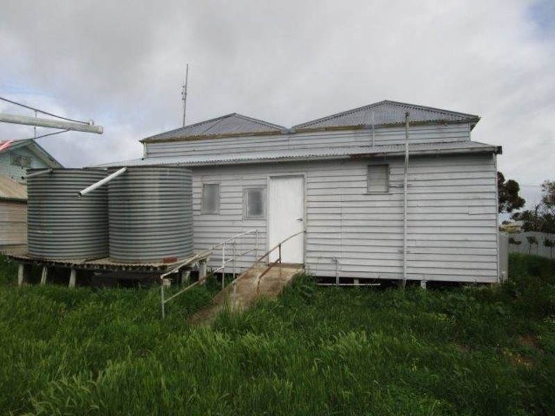 30 Tavener Street, Birchip VIC 3483