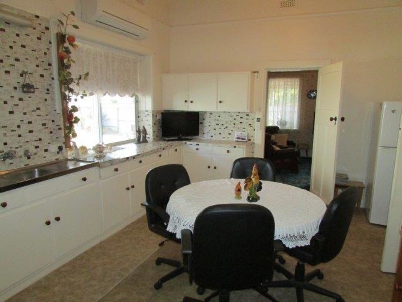 214 Scott Street, Warracknabeal VIC 3393