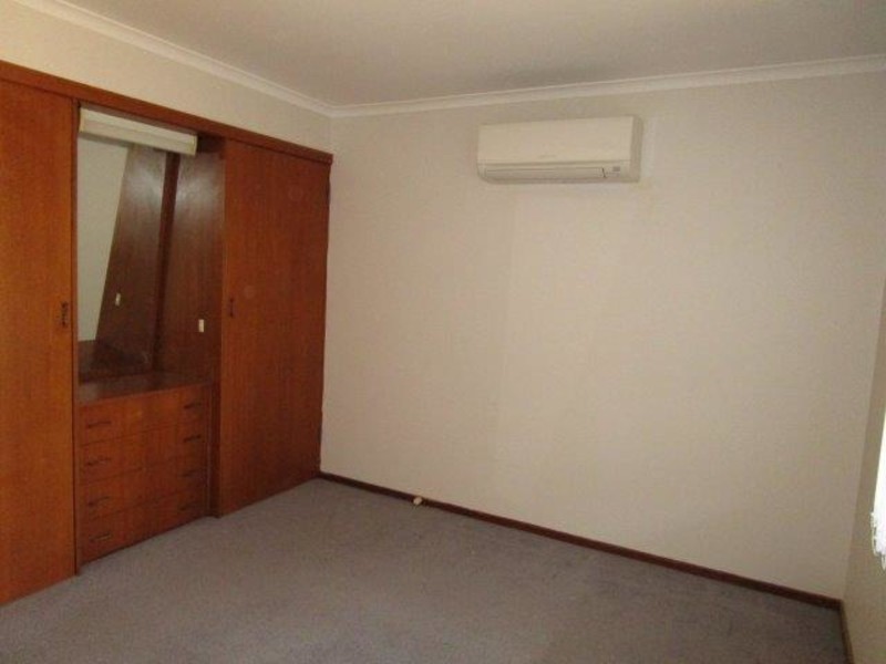 12 Hammill Street, Donald VIC 3480