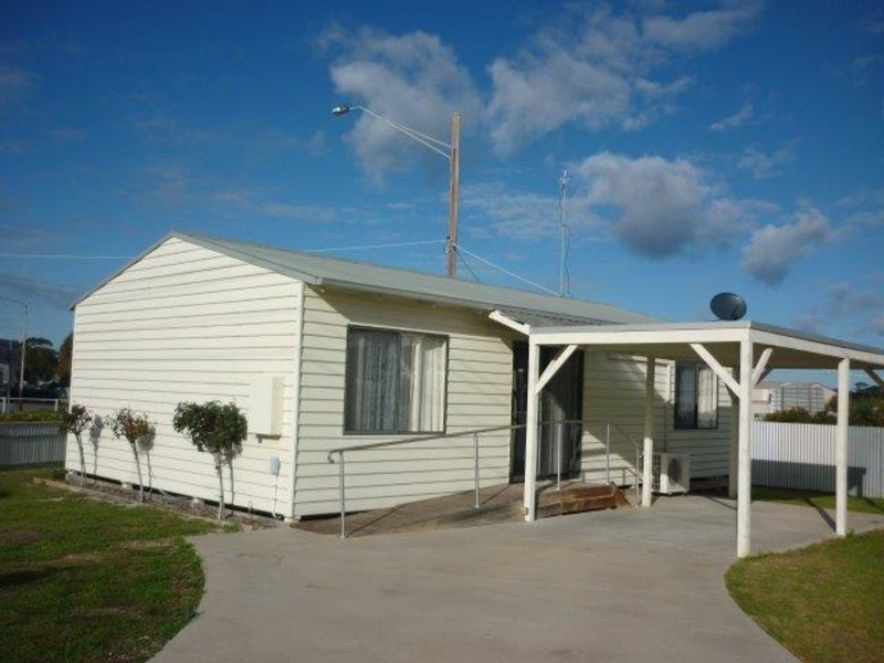 37 Ellerman Street, Dimboola VIC 3414