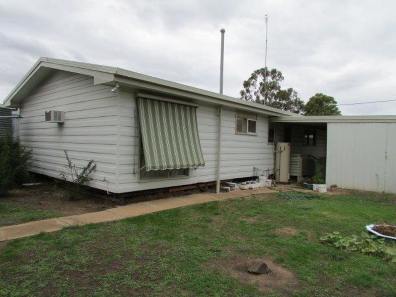 26 McLean Street, Warracknabeal VIC 3393