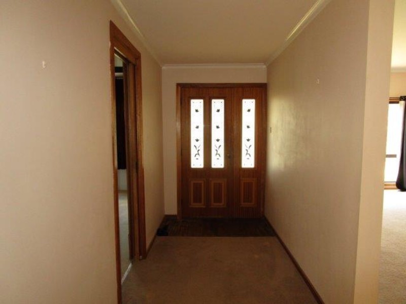 48 Walker Street, Donald VIC 3480