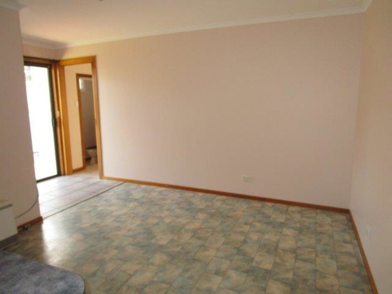 48 Walker Street, Donald VIC 3480