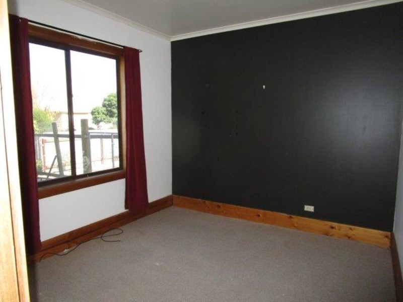 48 Walker Street, Donald VIC 3480