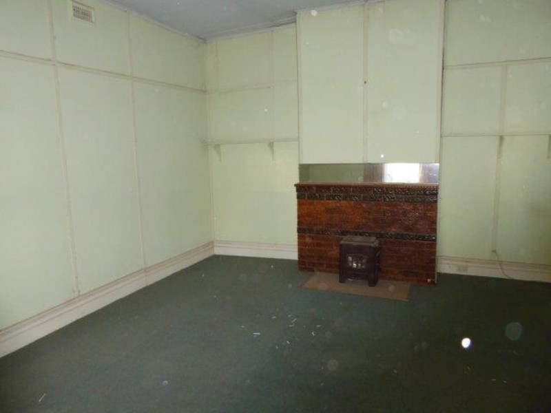 42 Anderson Street, Warracknabeal VIC 3393