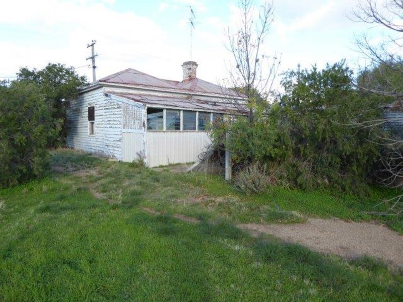 42 Anderson Street, Warracknabeal VIC 3393