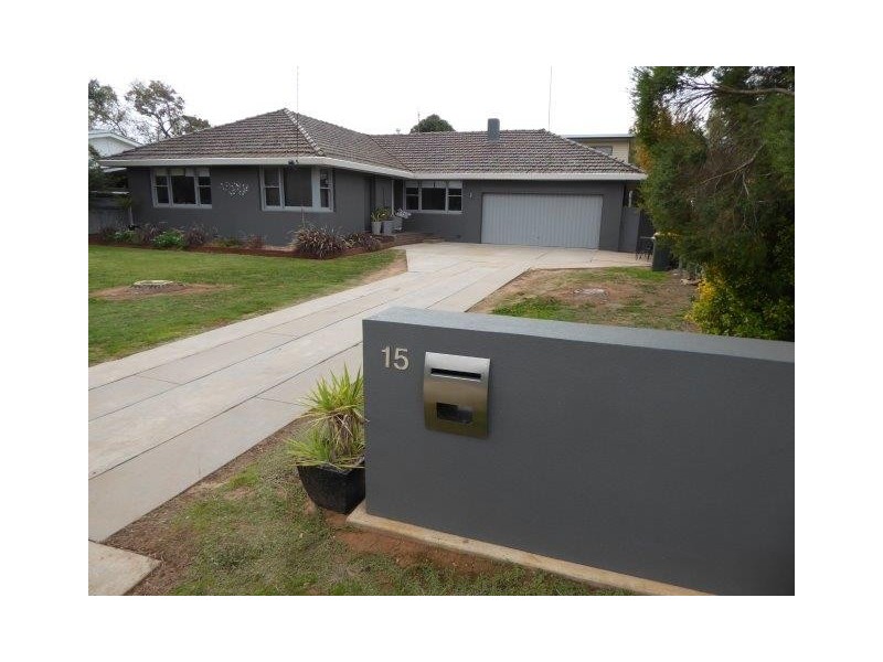 15 Camp Street, Donald VIC 3480