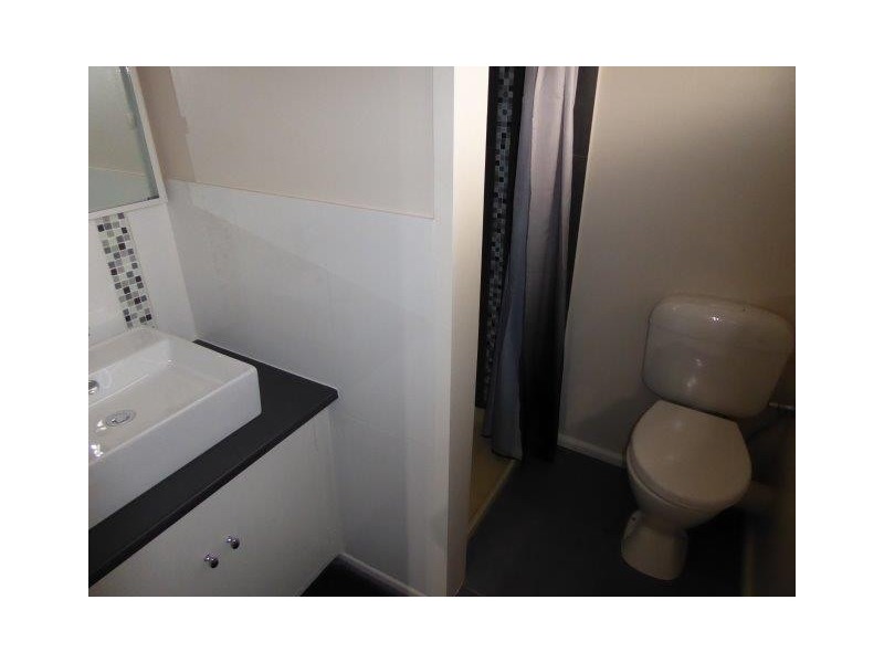 15 Camp Street, Donald VIC 3480