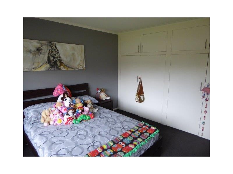 15 Camp Street, Donald VIC 3480