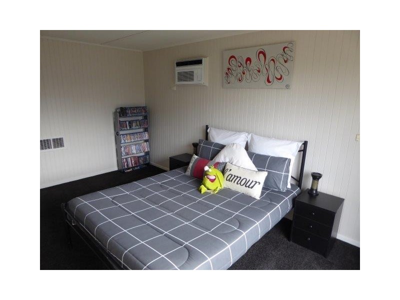 15 Camp Street, Donald VIC 3480