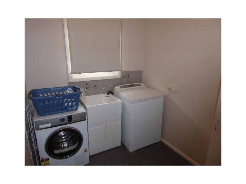 15 Camp Street, Donald VIC 3480