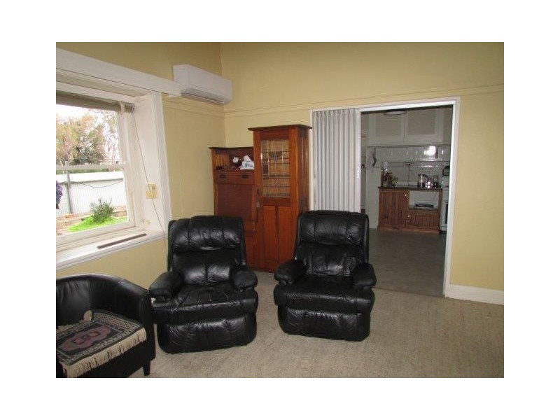 228 Scott Street, Warracknabeal VIC 3393