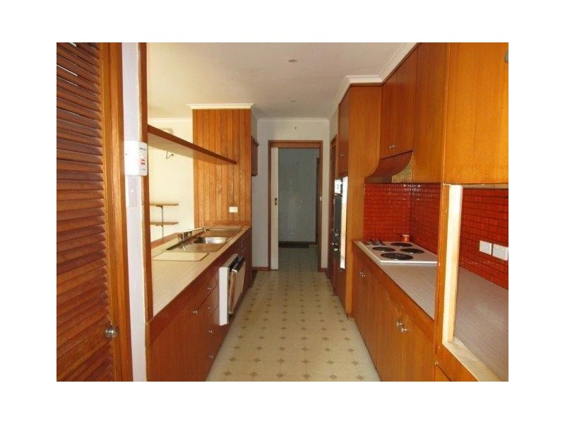 10 Campbell Street, Donald VIC 3480