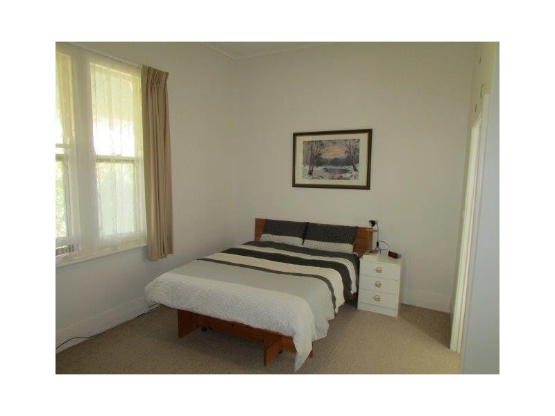 85 Jamouneau Street, Warracknabeal VIC 3393