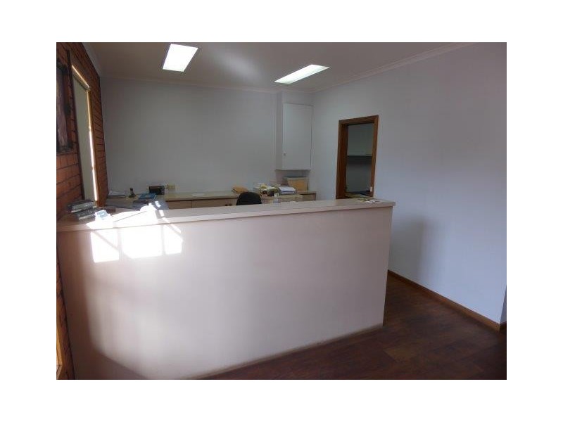 36 – 38 Woods Street, Donald VIC 3480