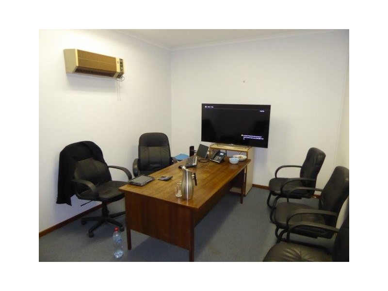 36 – 38 Woods Street, Donald VIC 3480