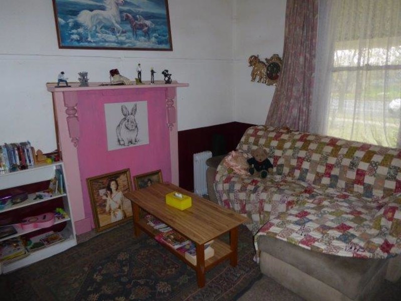 56 Charles Street, Jeparit VIC 3423