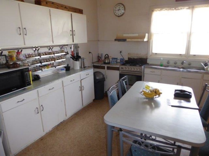 248 Scott Street, Warracknabeal VIC 3393