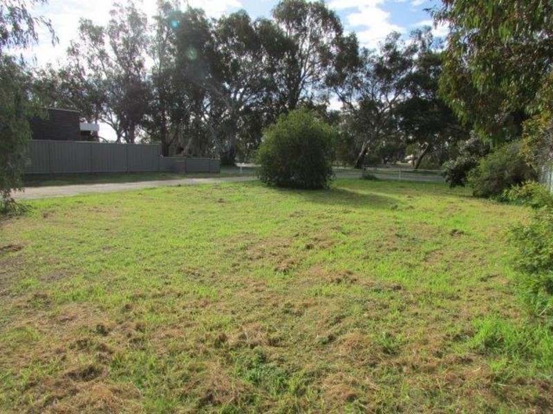 Lot S2, 122 Craig Avenue, Warracknabeal VIC 3393