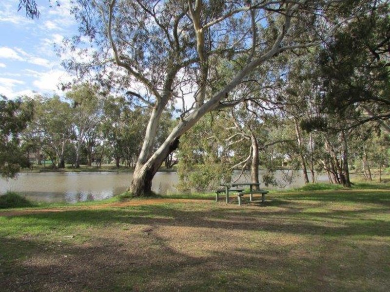 Lot S2, 122 Craig Avenue, Warracknabeal VIC 3393