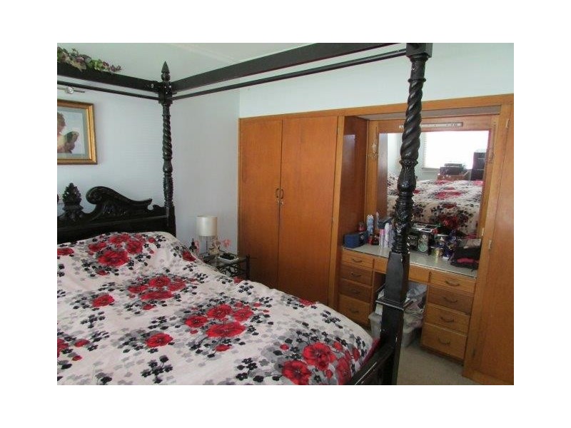 19 Kokoda Avenue, Warracknabeal VIC 3393